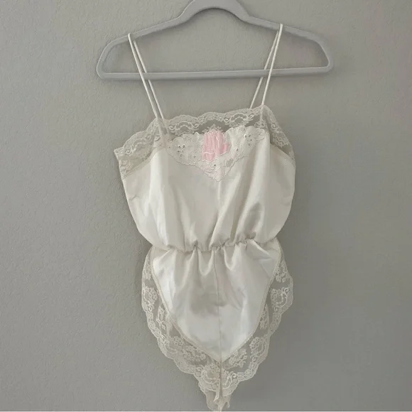 Vintage Gilead Satin Lace Romper Nightie Small Made in USA - Picture 2 of 8